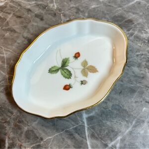 Wedgwood Wild Strawberry Silver Trinket Dish